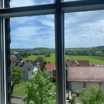 Fachwerk Und Moderne - Gemuetliche Mit 2 Schlafzimmern Und Offener Wohnkueche Apartment *